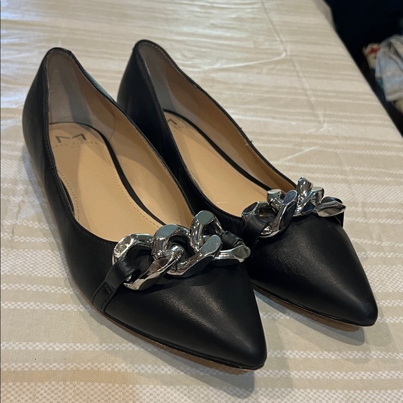 Marc Fisher Shoes - Marc Fisher Leather Flats size 7.5 women’s